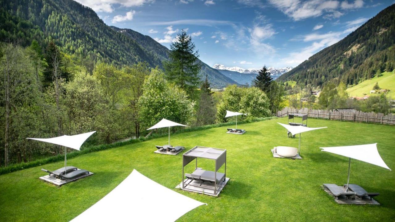 La Casies Mountain Hotel Santa Maddalena in Casies Exterior photo